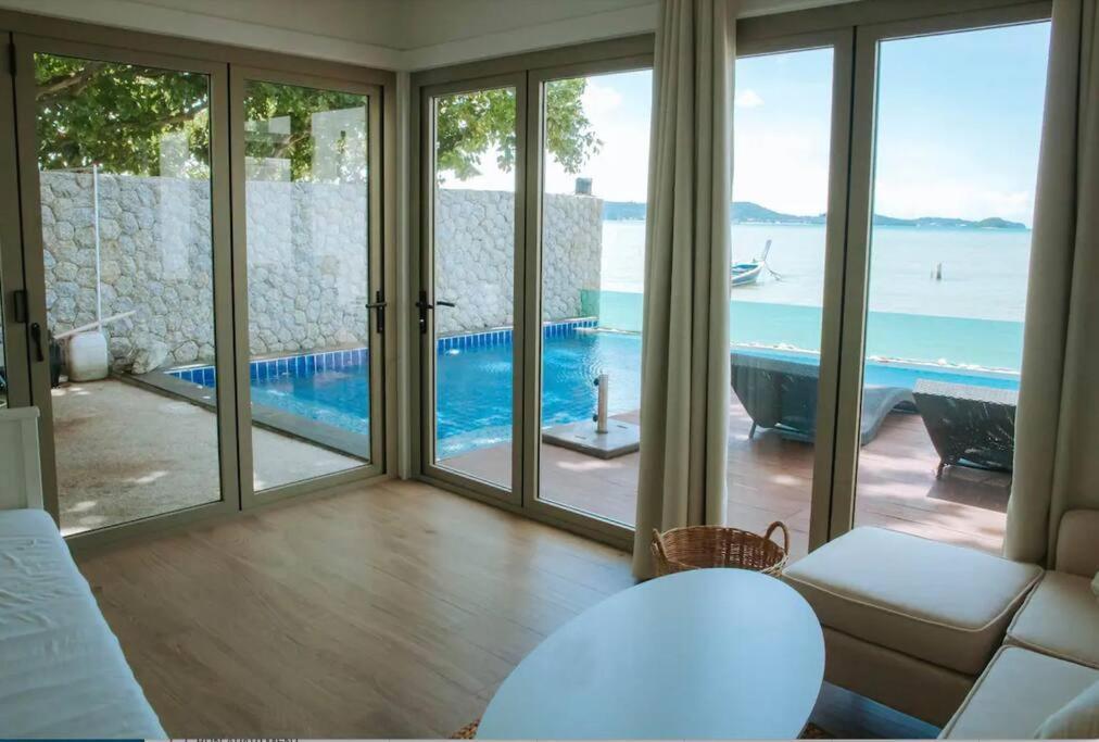 Beachfront Luxury Villa With Private Pool Ban Saiyuan Exterior photo